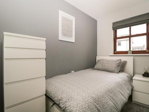 7 Hewetson Court - image 6