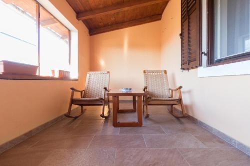 House Jasmin with large garden - by TA Leut Agency - Location saisonnière - Nin