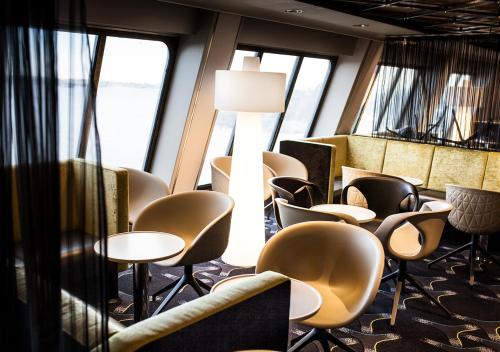 Facilities, Viking Line ferry Gabriella - Cruise Helsinki-Stockholm-Helsinki in Katajanokka