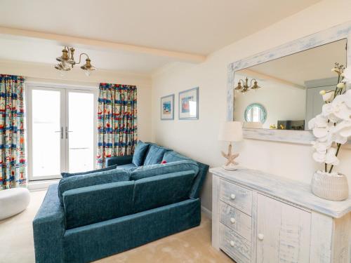 36 The Salcombe - image 14