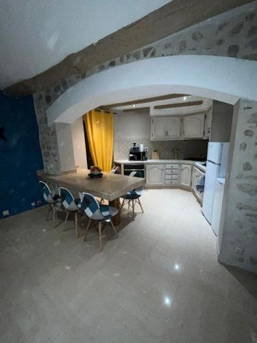 Maison de village gîte à louer Saint-Martin-de-Pallières