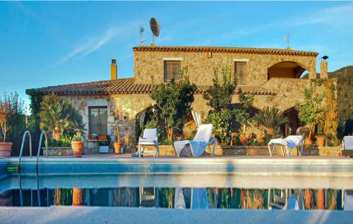 Country House with big garden and private pool gîte à louer Sant Cebrià dels Alls
