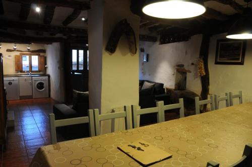 Casa Rural Muro de Aguas in Navalsaz