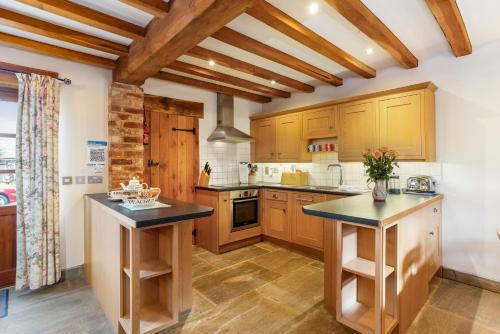 Konyha, Shire Cottage in Murcot