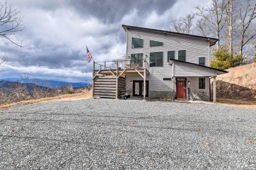 Scenic Hillside Cabin in Sylva with Hot Tub and Views! Scenic Hillside Cabin in Sylva with Hot Tub and Views!