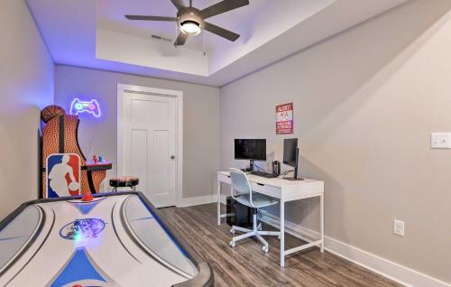 Scenic Hillside Cabin in Sylva with Hot Tub and Views! Scenic Hillside Cabin in Sylva with Hot Tub and Views!