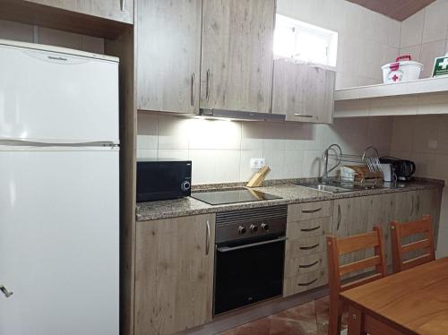 مطبخ, Casa Ponto de Encontro in بيجا