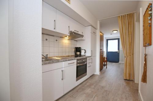 Apartment with Terrace image 10