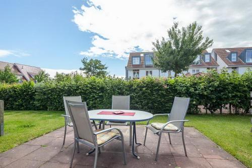 Apartment with Terrace image 2