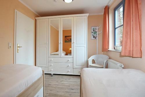 Apartment with Terrace image 6