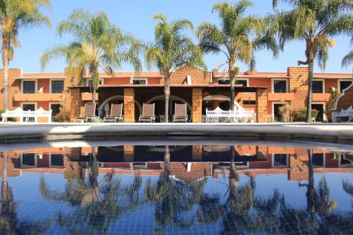 Peldbaseins, Hotel Mesón del Puente in Acambaro