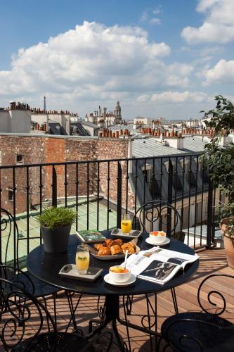 Hôtel des 3 Poussins, Париж