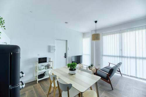 Five to Sete - Gare - Centre-ville – Sete, FL