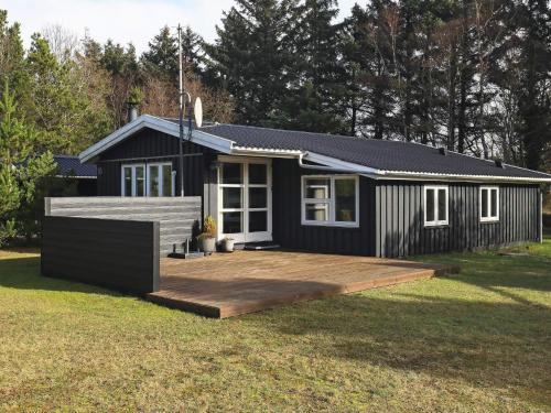 Two-Bedroom Holiday home in Blåvand 23