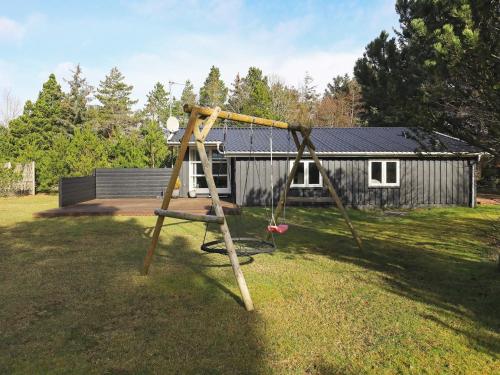 Two-Bedroom Holiday home in Blåvand 23