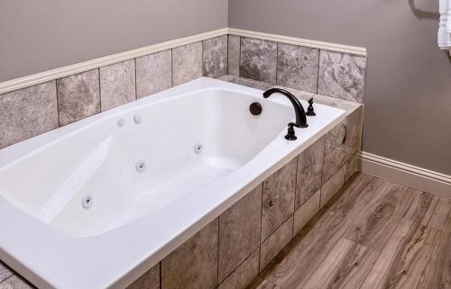 ห้องน้ำ, Inn at Elijah McLean's in วอชิงตัน (MO)