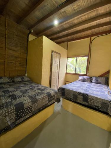 CHECK INN in Olon
