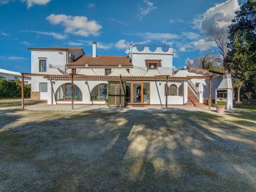 Cozy Villa in Sant'Elpidio a mare 4km from the beaches gîte à louer Civitanova Marche