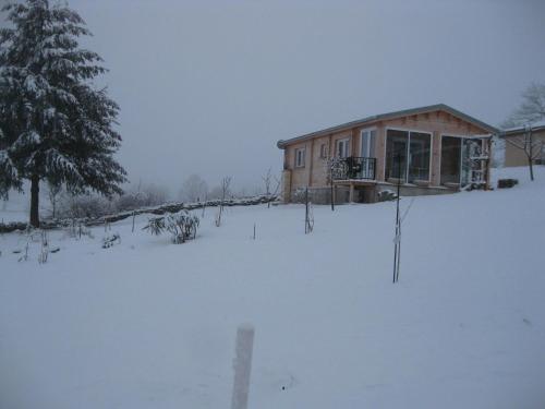 Secluded Chalet in Egliseneuve des Liards