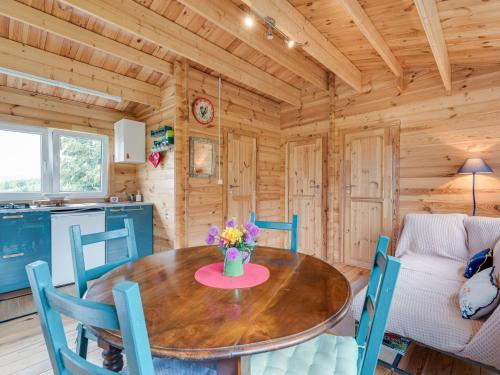 Secluded Chalet in Egliseneuve des Liards