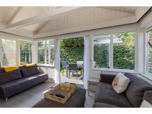 Charming holiday home in Oostkapelle close to the beach and forest - image 12