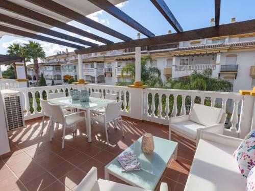 Luxurious Apartment in Marbella with Pool and Garden - image 6