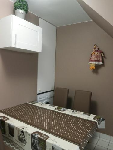 Aux Fontaines - image 10