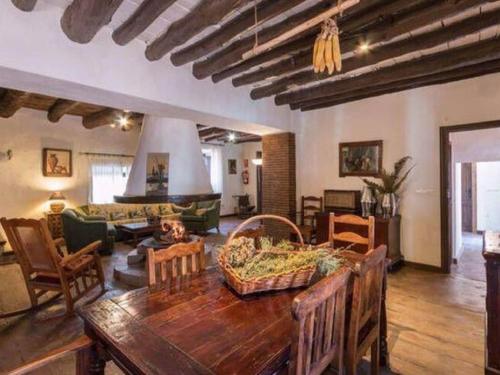 Exquisite Holiday Home in Illora with Swimming Pool gîte à louer Pinos Puente