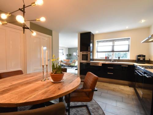Spacious Holiday Home in Limmen with Whirlpool - image 7