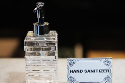 Facilities, Cinere Resort Apartment by Celebrity Room in Limo