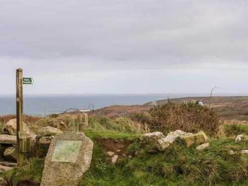 Gurnard's Cottage ST IVES - image 4