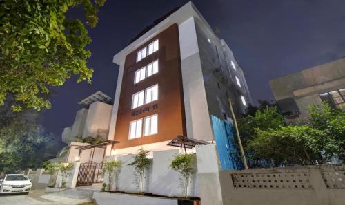 Treebo Chandraprasth Residency - Tap to explore photos