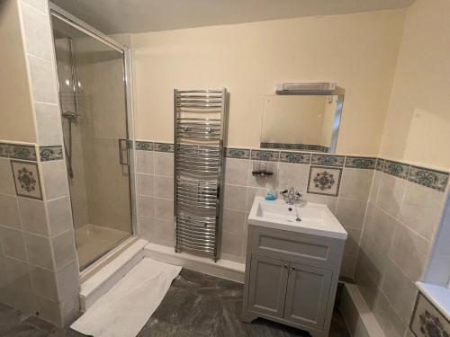 Ffynnonlwyd Cottage - image 14