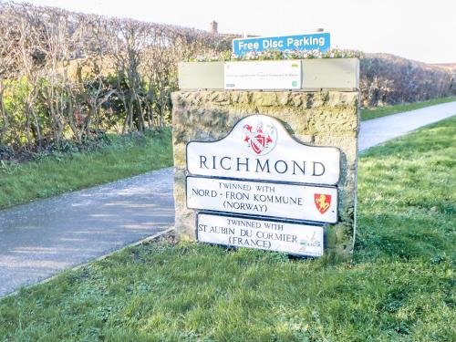 Thornlea - image 6