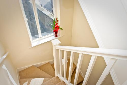Leigh House Hotel - image 8