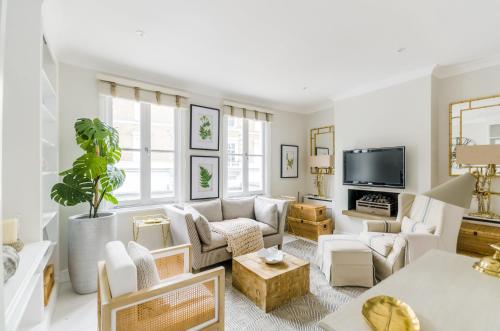 Picture of Altido Elegant 2-Bed, 2 Bath Flat With Private Terrace In South Kensington, Close To Tube