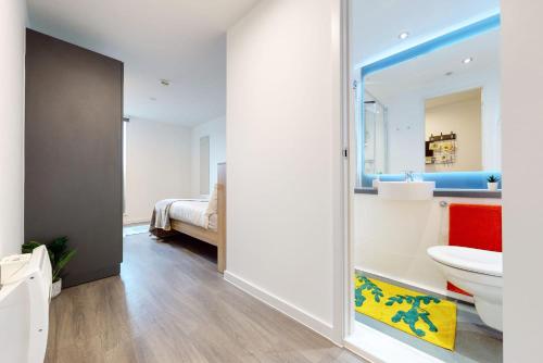 For Students Only Private Bedrooms with Shared Kitchen, Studios and Apartments at Canvas Walthamstow in London