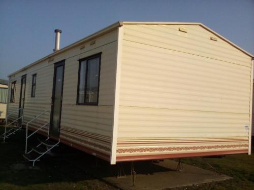 Stunning 3-Bed caravan in camber kitesurf family gîte à louer Iden