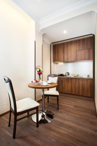 BonApart Hotel - image 8