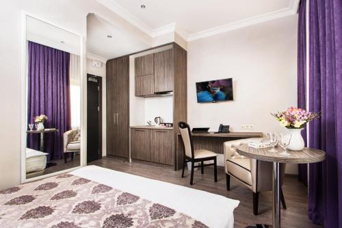 BonApart Hotel - image 2