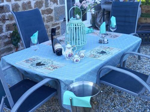 Iekārtas, Mortain-Bocage - 2-Bed Wisteria Cottage Sleeps 4 in Notre-Dame-du-Touchet