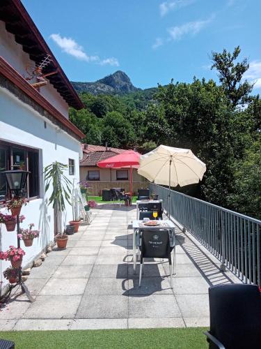 Hotel Rural Cabrales - 발코니/테라스