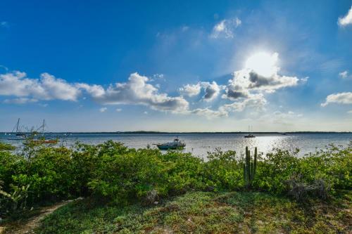 NEW Apartment Ocean View with Amazing Sunsets