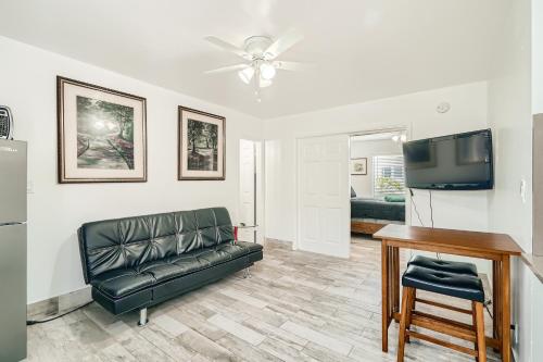 SII 1 Bedroom Tropical GEM! in West Palm Beach, USA