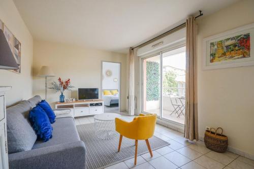 Apartment with a furnished terrace near all amenities & main tourist sites - Location saisonnière - Aix-en-Provence