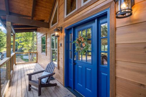 New / 3 King Suites / Sleeps12 / View / 5 mi to PF / Hot tub, Sevierville (zdjęcie 10)