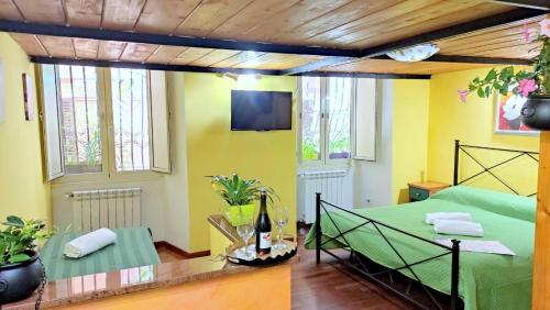  La Casa Verde Roma - Free secure parking if you book 3 nights in Rom