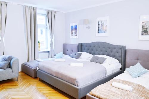 21 Floriańska Street Apartments 3