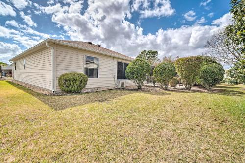 Home in The Villages with Lanai and Private Hot Tub!