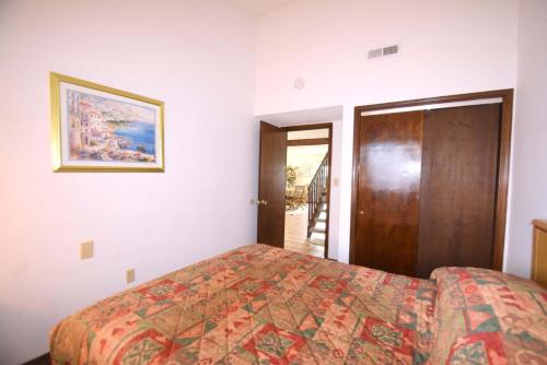 Crab Cove On The Bay 406 - main image